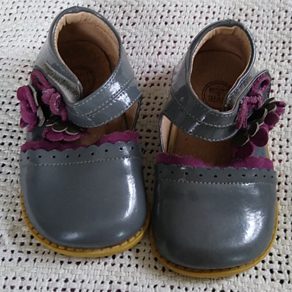 Livie & Luca grey shoes